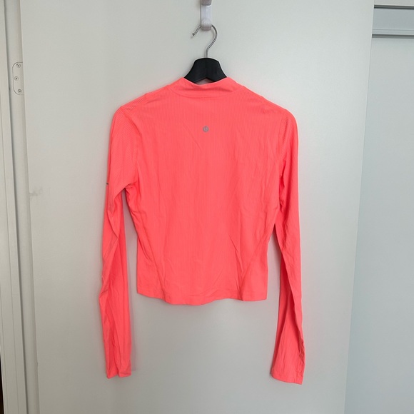 Lululemon RUN 1/2 ZIP LONG SLEEVE GLOSS TRIM in colour Sunset | 8 - Picture 4 of 4